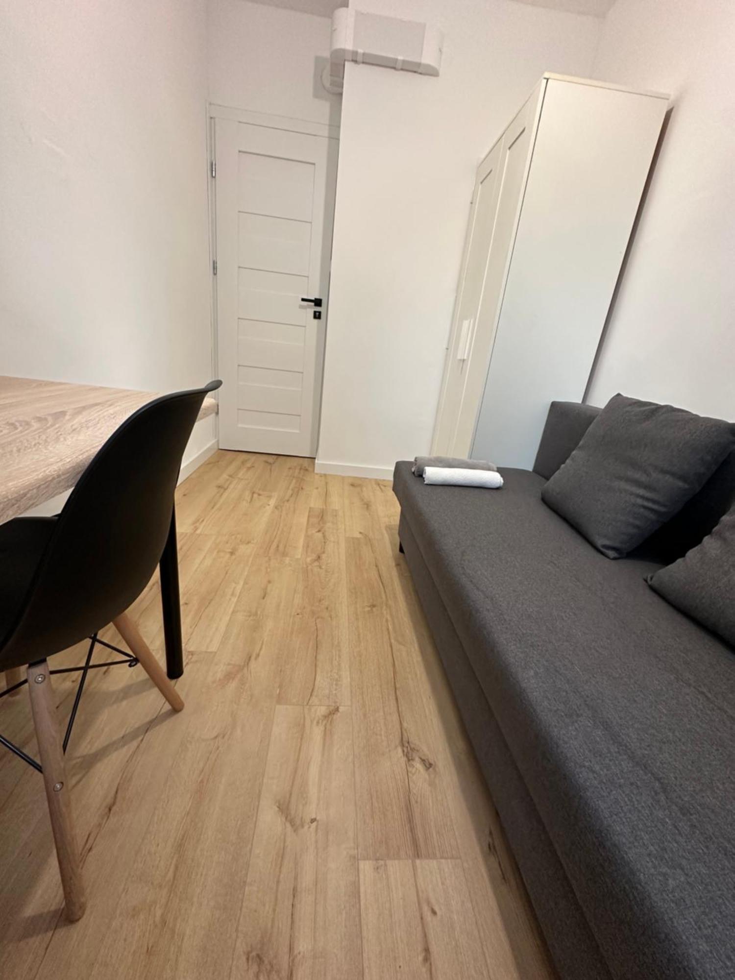 Rooms4Less Γκντανσκ Εξωτερικό φωτογραφία